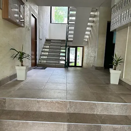 Great Location Daire *