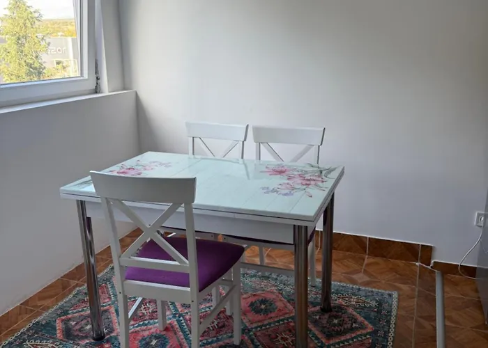 Apartment Great Location